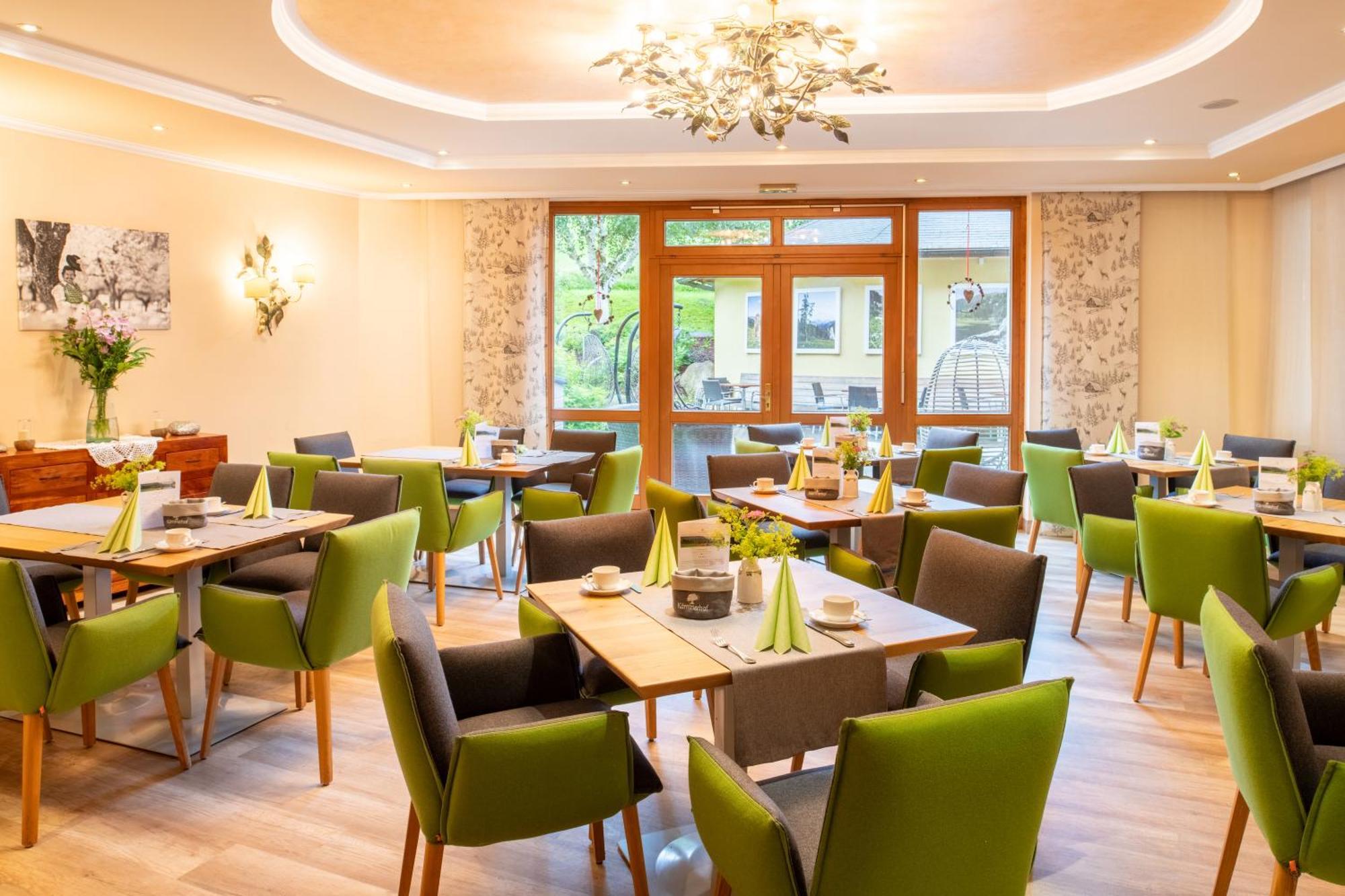 Family & Sporthotel Kaerntnerhof Bad Kleinkirchheim Ngoại thất bức ảnh