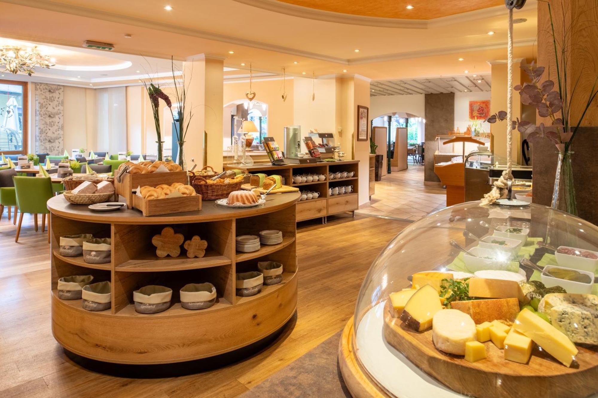 Family & Sporthotel Kaerntnerhof Bad Kleinkirchheim Ngoại thất bức ảnh