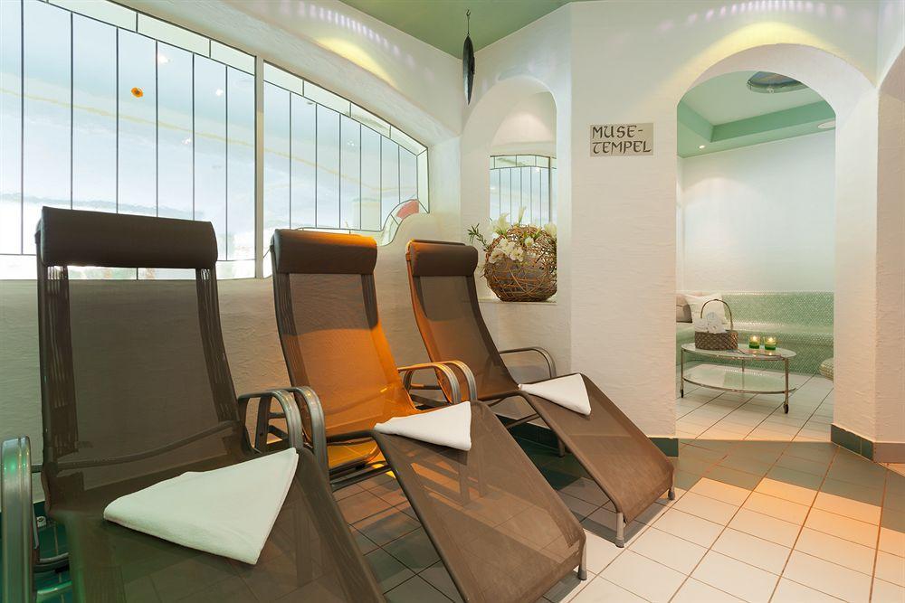Family & Sporthotel Kaerntnerhof Bad Kleinkirchheim Ngoại thất bức ảnh
